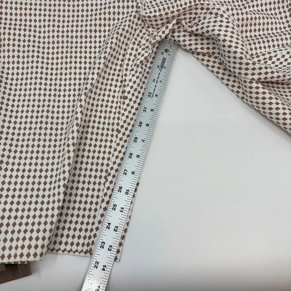 IZOD XFG Shorts / Skorts Women 12 Brown Diamond Geometric Bermuda Stretch Golf 2